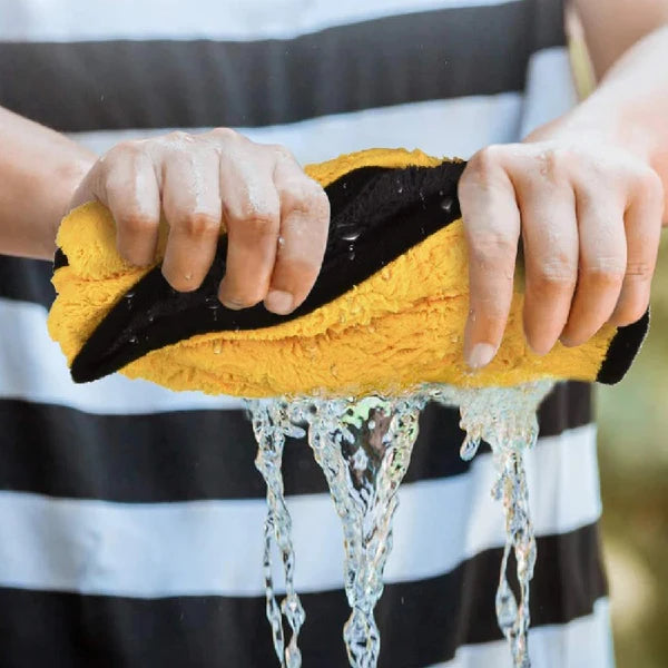 Multipurpose Absorbent Microfiber Cleaning Cloth – Super Soft, Lint-Free, and Quick-Drying(BUY ONE GET ONE FREE )